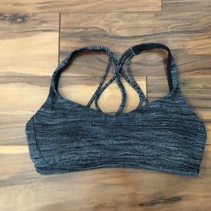 Lululemon free to be zen bra